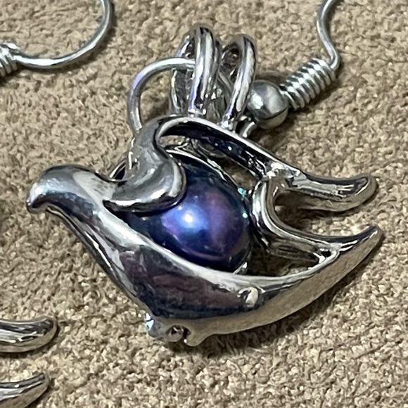 Bird Cage Earrings with Pearl - Picture 3 of 5